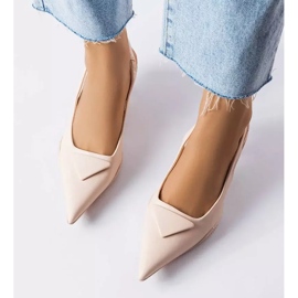 Beiga sandaler med låg klack från Labonté beige 2