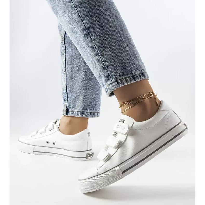 Vita sneakers med kardborreband Big Star LL274A205 2