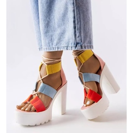 Inna Rosa massiva blocksandaler från Katja 1