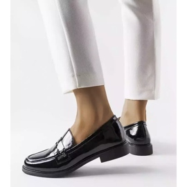 Svartlackade loafers från Gioia 1