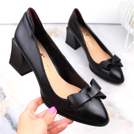 Högklackade damskor med svart rosett D&amp;A S.Barski Premium Collection MR870-48 1