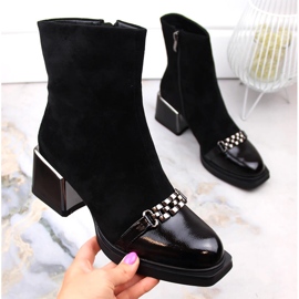 Svarta damstövlar med dekorativa klackar D&amp;A S.Barski Premium Collection MR870-70 1