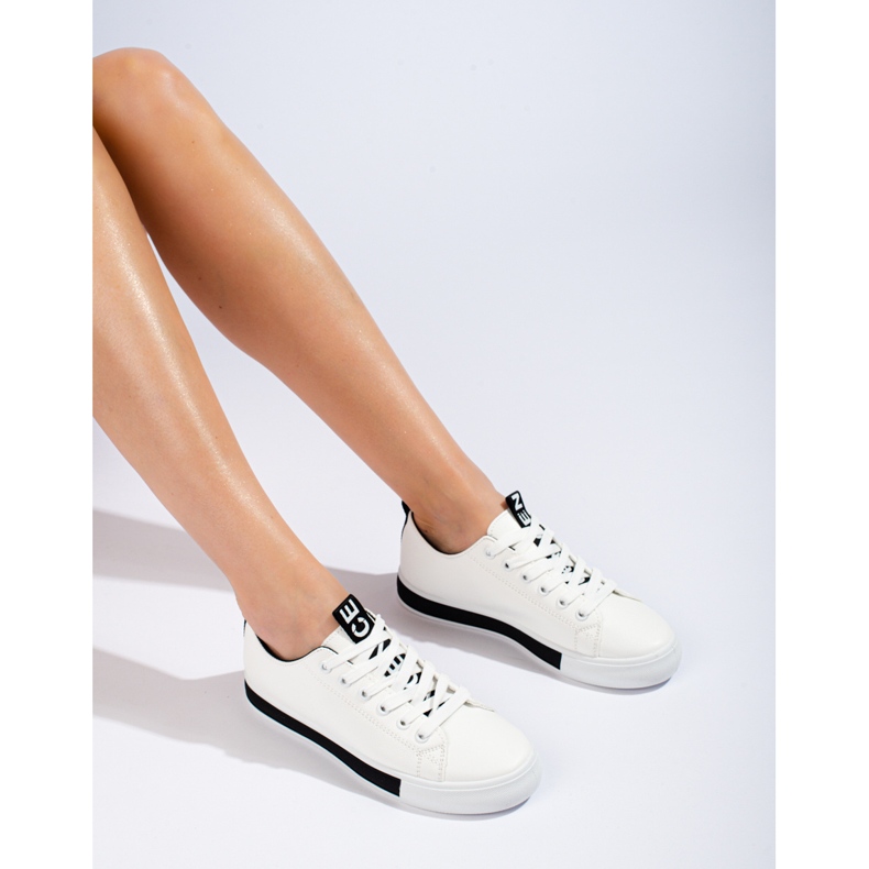 Shelovet vita klassiska sportskor 1