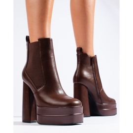 Shelovet bruna platåkängor med ett elastiskt band 1