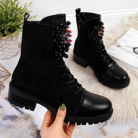 Isolerade arbetsstövlar för kvinnor med pärlor, svarta Jezzi RMR2071-15 2