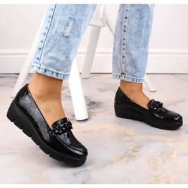 Damskor i läder, lackade svarta Croco Filippo 1