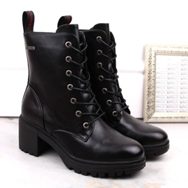 Svarta Vinceza snörstövlar på stolpen 1