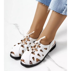 Vlis vita bundna sandaler 2