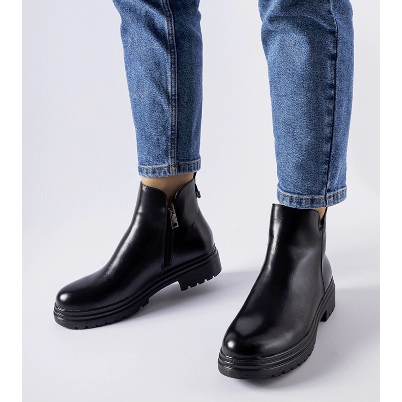 Svarta isolerade stövlar från Vinceza 1