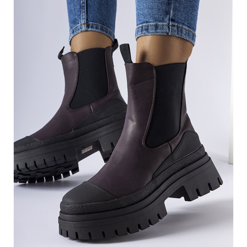 Svarta och lila massiva slip-on ankelboots från Wexford purpur 1