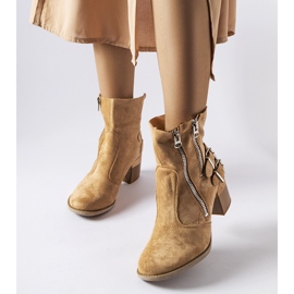 Beiga stövletter med lös ovandel från Plourde beige 1