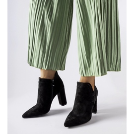 Cammoro ankelboots i svart mocka 1