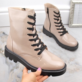 Isolerade lackkängor för kvinnor, beige, Vinceza 58153 1