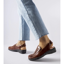 Bruna genombrutna sandaler från Glafi 1