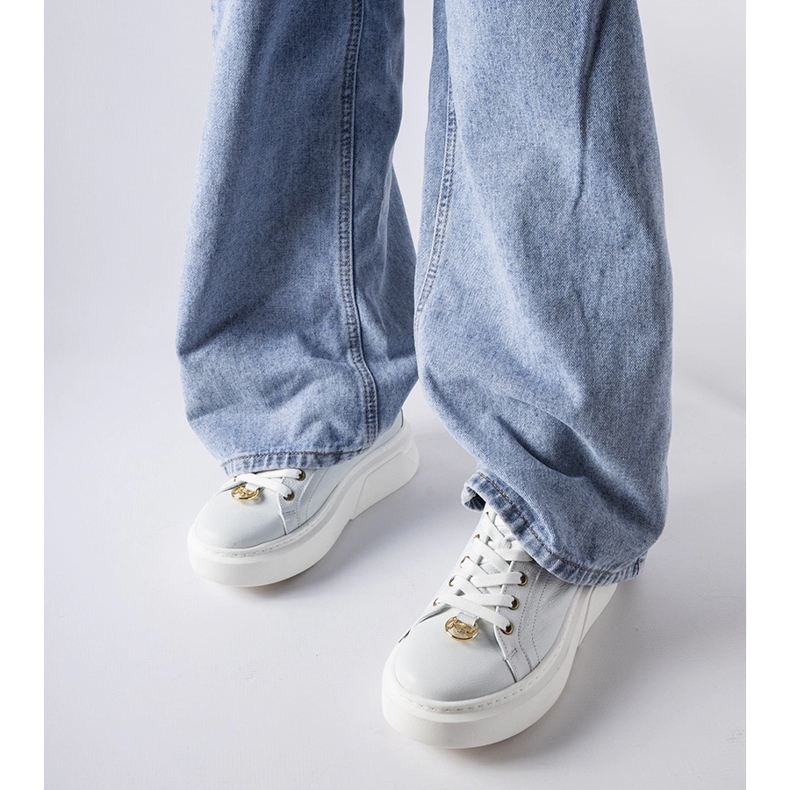 Karino blåa sneakers 1