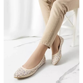 PA1 Lavarin beige genombrutna ballerinor 2