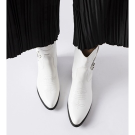 Henriette vita högklackade cowboystövlar 1