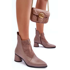 Högklackade läderstövlar S.Barski MR870-96 Beige 1