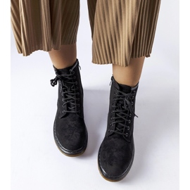 Alfreds svarta arbetare i ekomocka 1