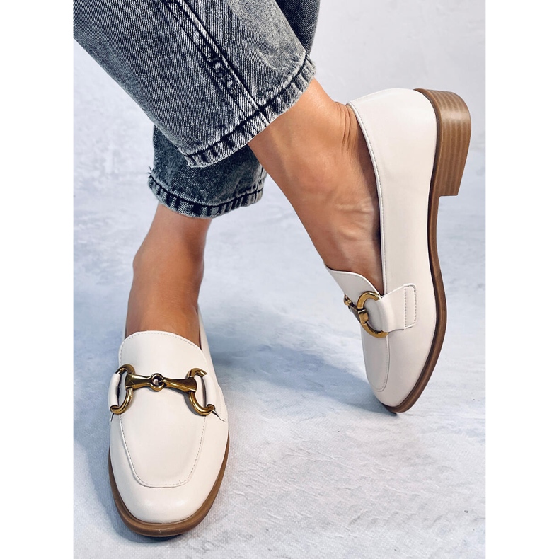 Jonna Beige loafers dam 1
