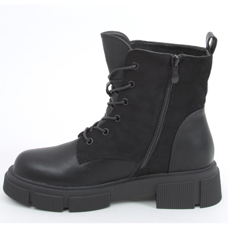 Provo Black boots med tjock sula svart 1