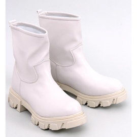 Grants Beige stövletter med tjock sula 1