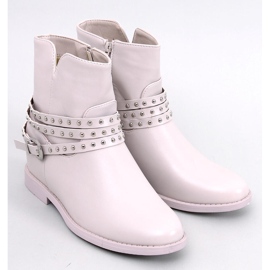 Stovall Beige kilboots 1