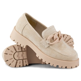 Loafers i beige mocka för kvinnor med kedja 1