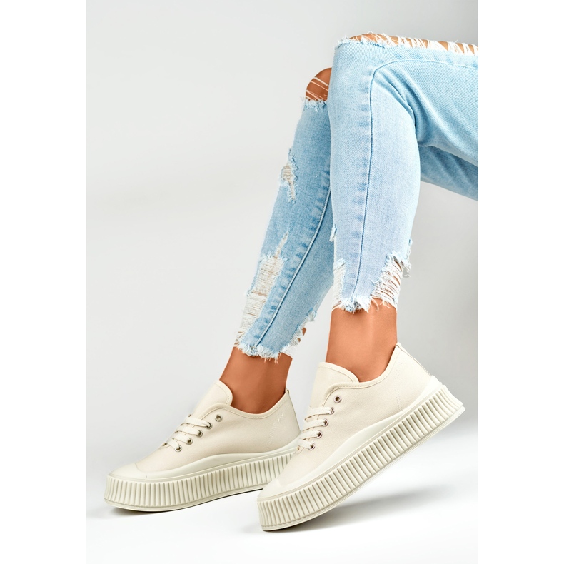 Ljusbeiga damsneakers med tjock sula beige 1