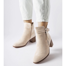 Beige lågklackade ankelboots från Bédard 1