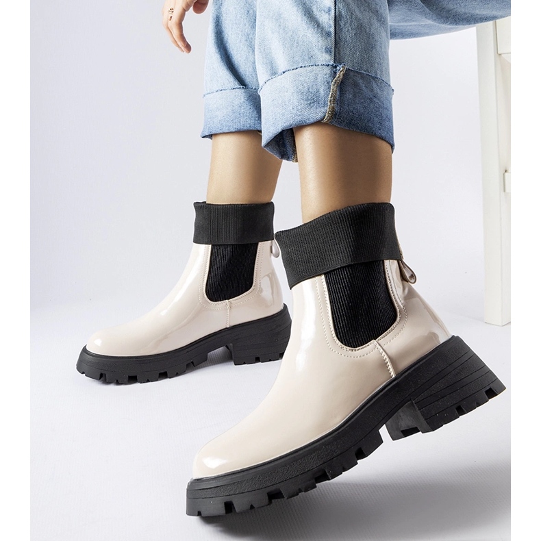 Beiga slip-on arbetsstövlar från Breolungi beige 2