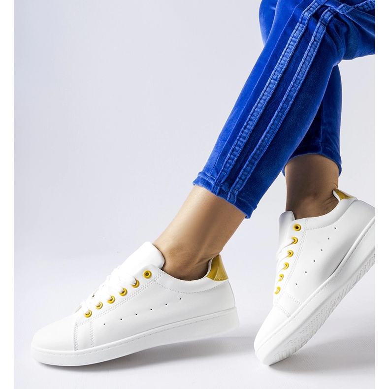 Bushnell vita sneakers med gula detaljer 1