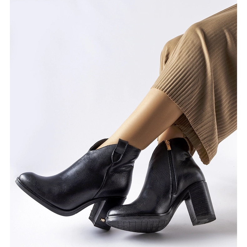 Karino svarta läderisolerade stövlar 1