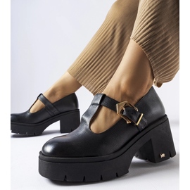 Inna Karino svarta läderskor 1