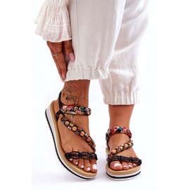 Bekväma kvinnokilsandaler med svarta pärlor 3