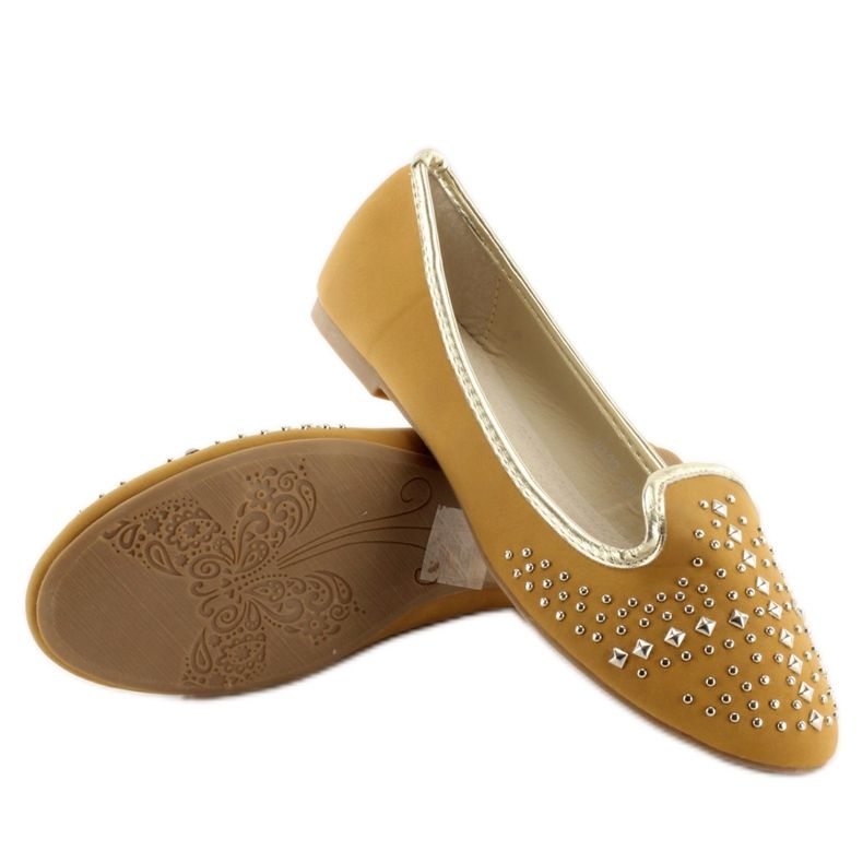 Laufers med dubbar W102 kamel brun 1