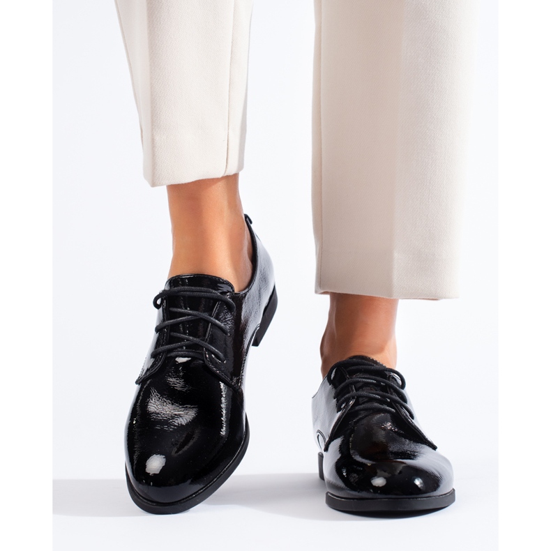 Patentsvarta Shelovet oxfords med snörning 2