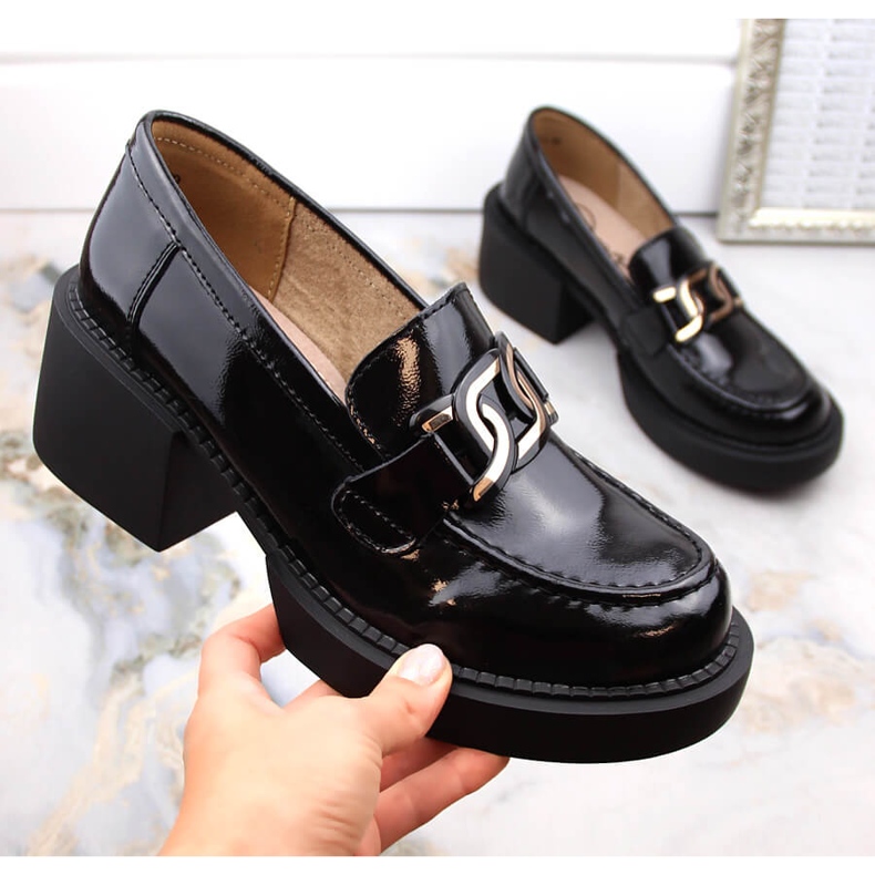 Svart lack för dam högklackade loafers Filippo DP4920 1