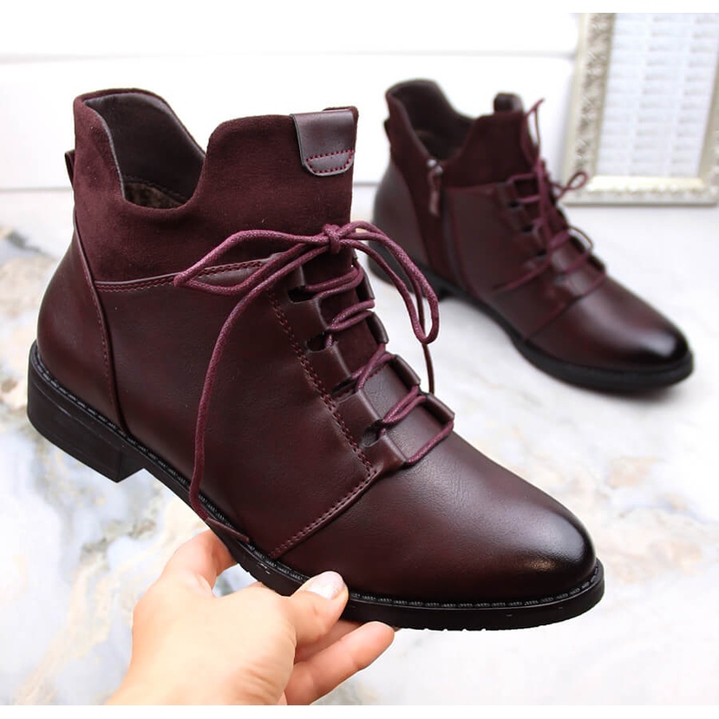 M. DASZYŃSKI Plattklackade damstövlar, isolerade, vinröda M.Daszyński MR2251-6 1