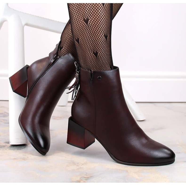 Vinröd isolerade ankelboots för kvinnor Jezzi 1