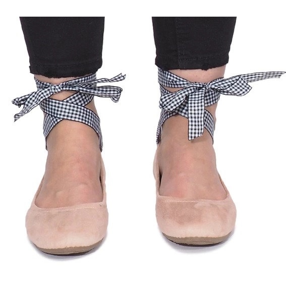 BM Rosa ballerinor med Acro rosett 1