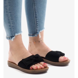 Svarta tofflor med rosett 6376-1 1