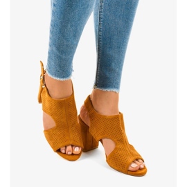 Kamel sandaler med snitt 99-33A brun 1