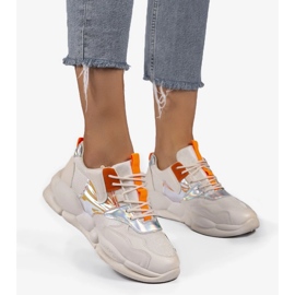 A88-65 beige sportskor brun 1