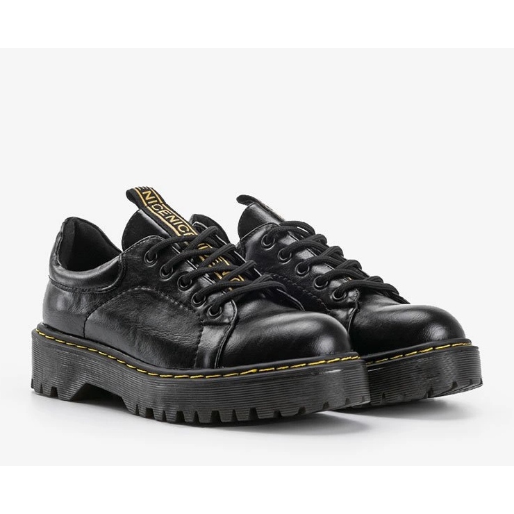 Svarta Alexus stövlar 1