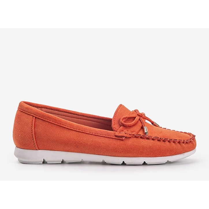 Orange loafers i ekologisk mocka med en Mckayla-rosett 1