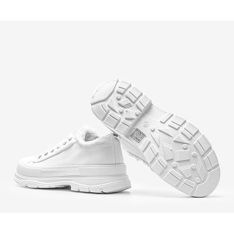 Vita sneakers på en tjock Makenna -sula 1