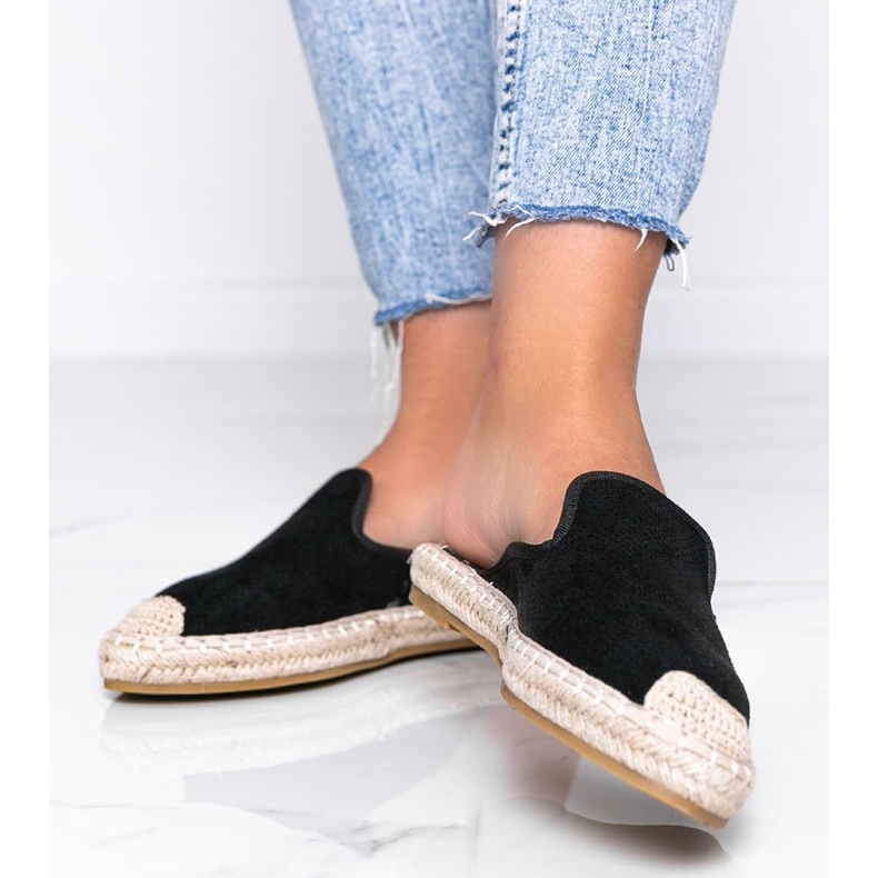 Svarta flip-flops med sluten Kinshasa 1