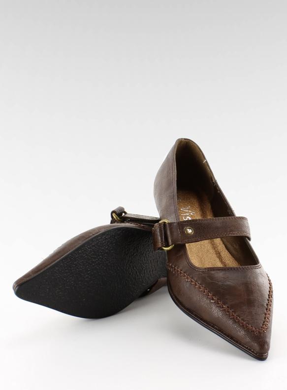 2206-1 bruna pumpar med ett spänne 2