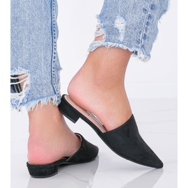 Svarta högklackade sandaler från Santiago 1